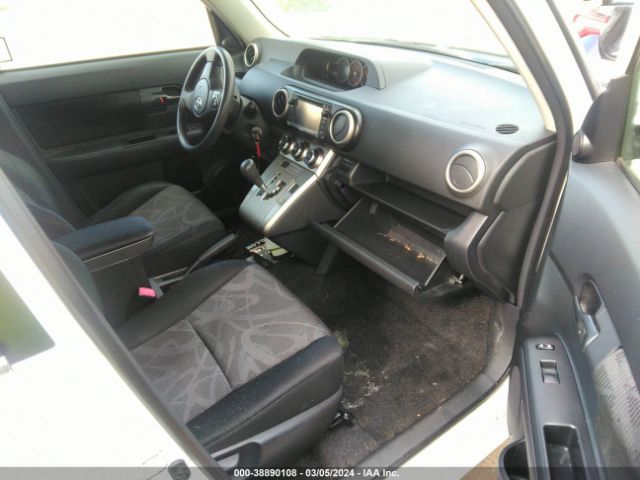 JTLZE4FE9EJ054051 Scion XB