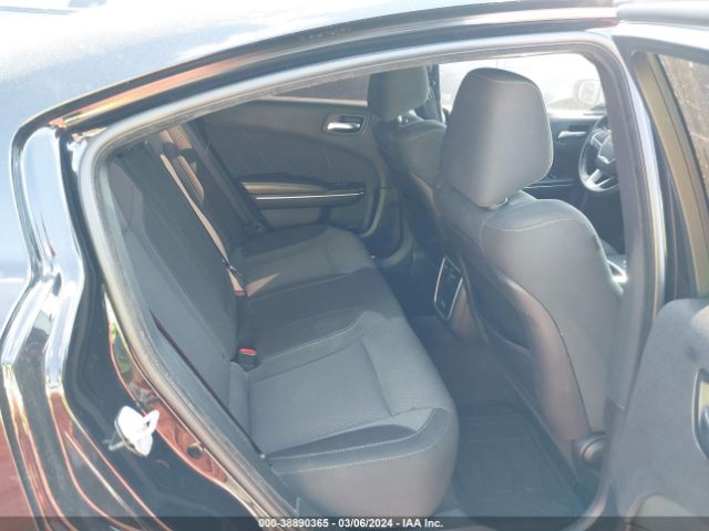 2C3CDXHGXJH176633 Dodge Charger Sxt Plus Rwd
