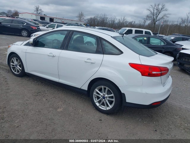 Ford FOCUS SE 2016 1FADP3F27GL249661 Image 3