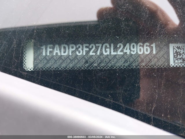 Ford FOCUS SE 2016 1FADP3F27GL249661 Image 9