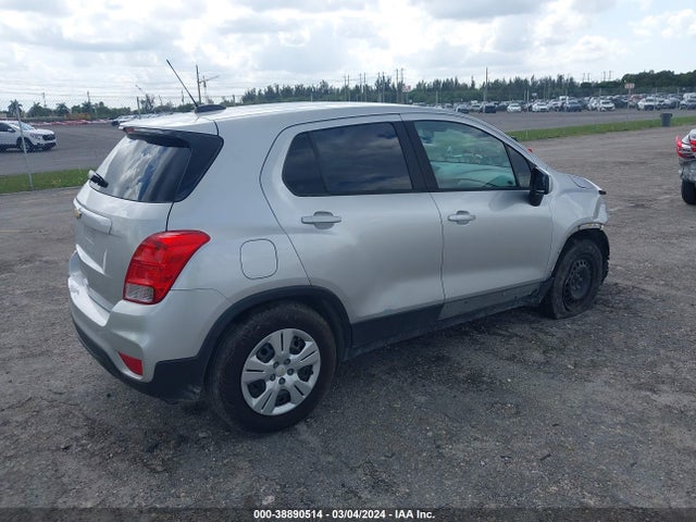 Chevrolet TRAX LS 2017 KL7CJKSB8HB145448 Image 4