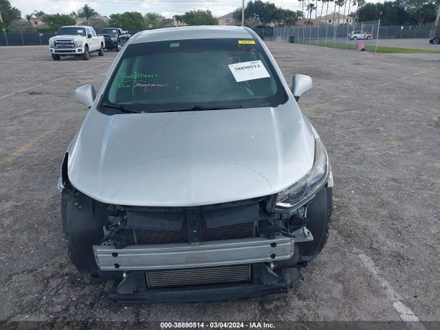 Chevrolet TRAX LS 2017 KL7CJKSB8HB145448 Image 6