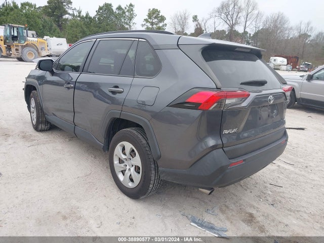 Toyota RAV4 LE 2019 JTMF1RFV9KD029507 Image 3