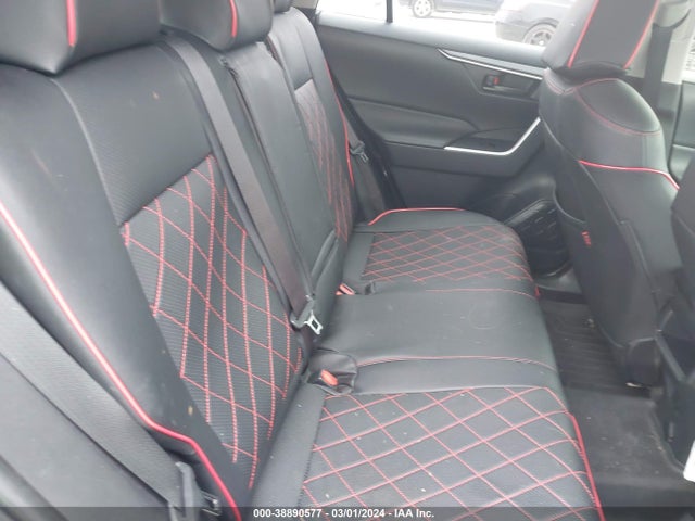 Toyota RAV4 LE 2019 JTMF1RFV9KD029507 Image 8
