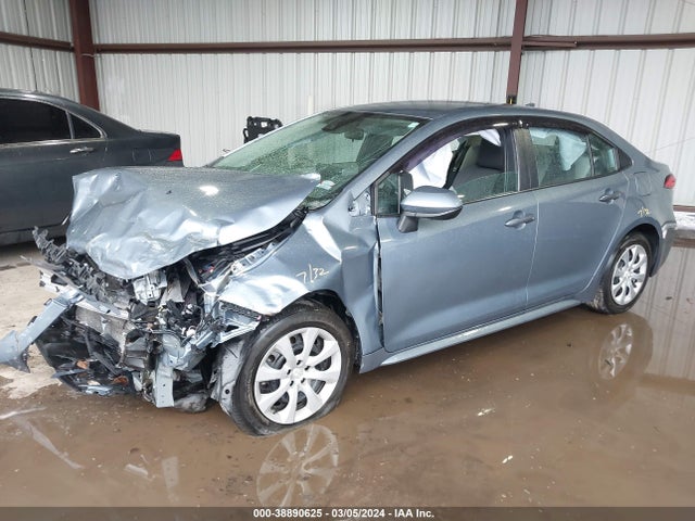 Toyota COROLLA LE 2021 5YFEPMAE3MP169833 Image 2
