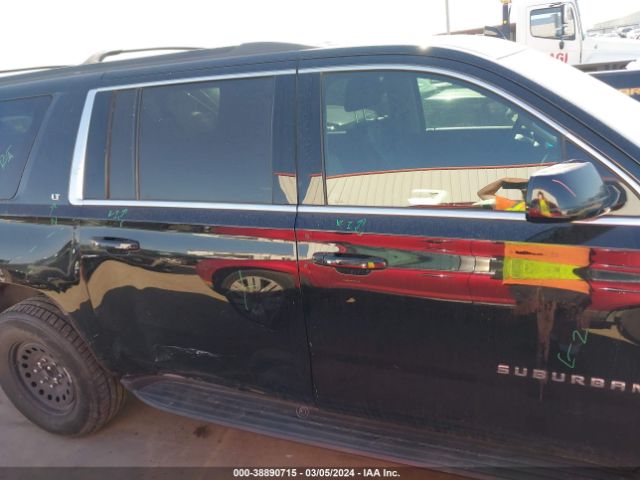 1GNSCHKC4HR375734 Chevrolet Suburban Lt