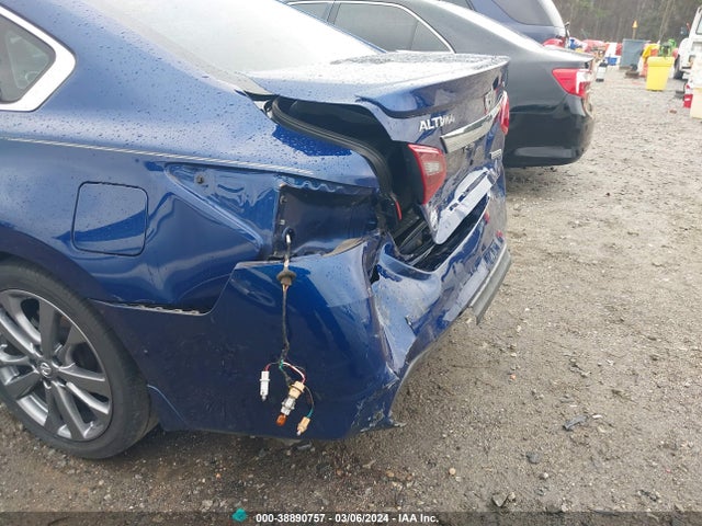 Nissan Altima 2.5 Sr 2018 1N4AL3AP5JC136901 Image 18