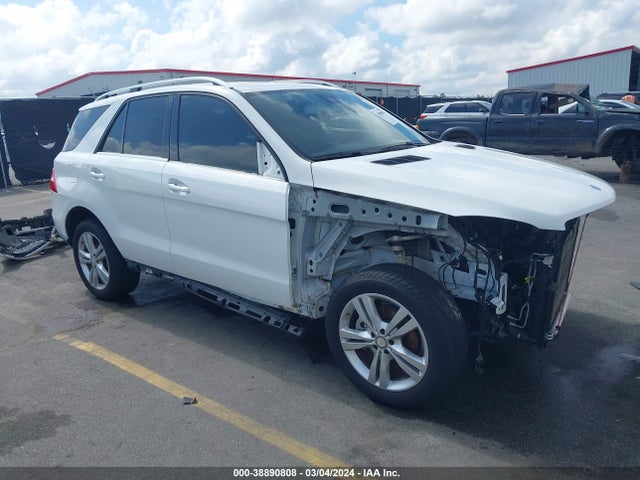 Mercedes-Benz ML 350 2015 4JGDA5JB1FA561348 Image 1