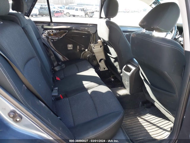 Subaru Outback 2.5i Premium 2015 4S4BSBCC4F3250025 Image 8