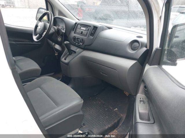 3N6CM0KN8FK717710 Nissan NV200 SV