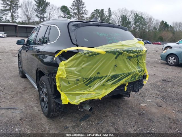 WBXHU7C3XHP924828 BMW X1 Sdrive28i