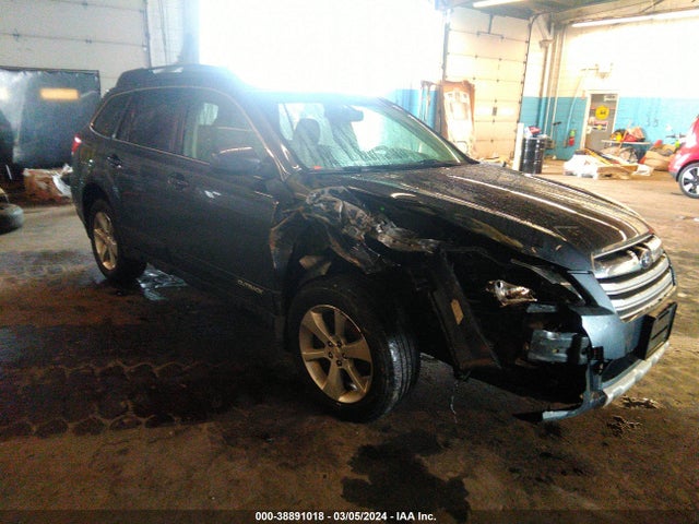 Subaru Outback 2.5i Limited 2014 4S4BRBLC5E3275414 Image 1