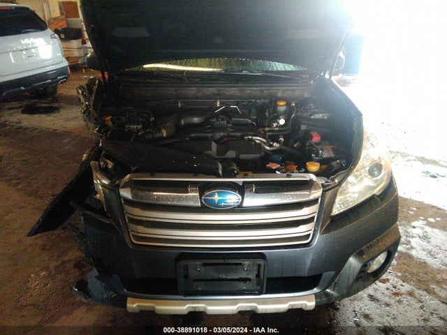 Subaru Outback 2.5i Limited 2014 4S4BRBLC5E3275414 Image 10