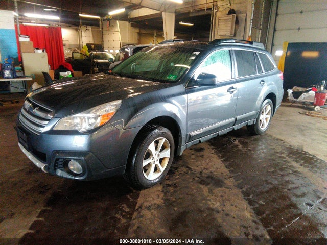 Subaru Outback 2.5i Limited 2014 4S4BRBLC5E3275414 Image 2