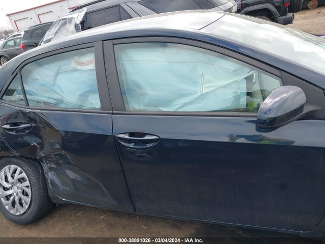 Toyota COROLLA LE 2019 2T1BURHE7KC232217 Image 13