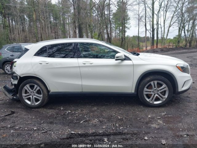 WDCTG4GB0FJ115539 Mercedes-Benz Gla 250 4matic