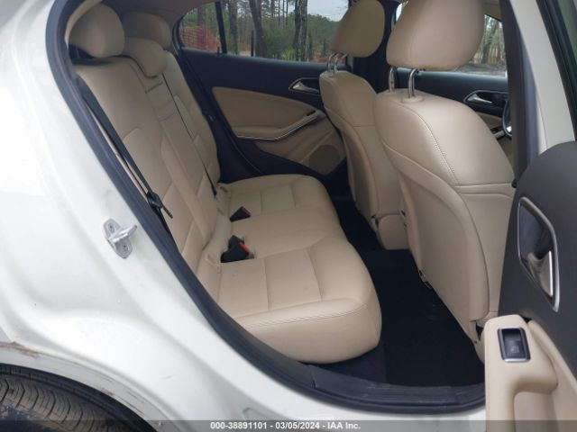WDCTG4GB0FJ115539 Mercedes-Benz Gla 250 4matic
