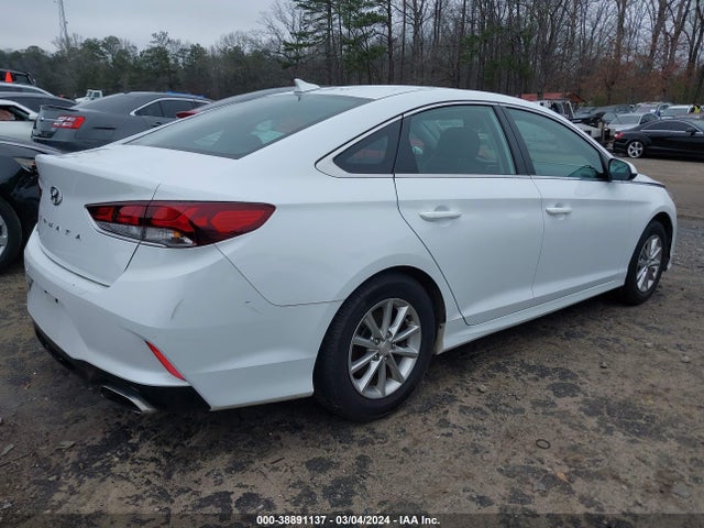Hyundai SONATA SE 2019 5NPE24AF1KH777044 Image 4