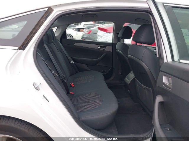 Hyundai SONATA SE 2019 5NPE24AF1KH777044 Image 8