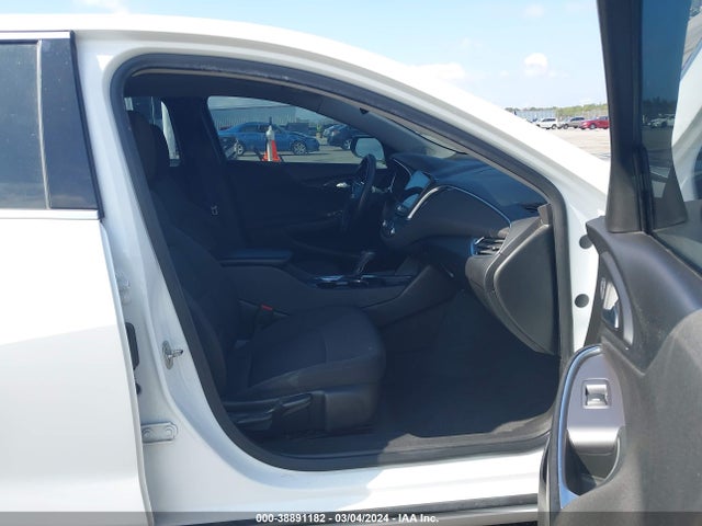 Chevrolet MALIBU LT 2019 1G1ZD5ST9KF140444 Image 5