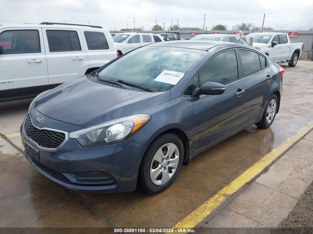 KIA FORTE LX 2015 KNAFX4A67F5305987 Image 2