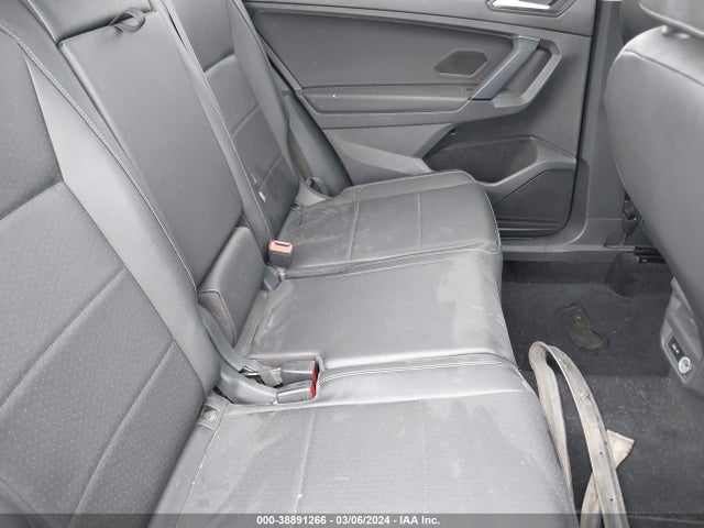 3VV2B7AX9KM031594 Volkswagen Tiguan 2.0t Se/2.0t Sel/2.0t Sel R-line/2.0t Sel R-line Black