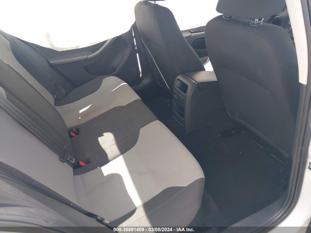3VW2B7AJ7HM301406 Volkswagen Jetta 1.4t S