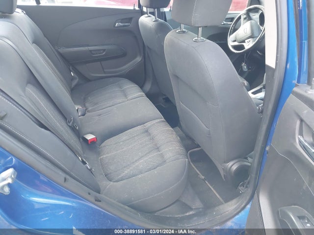 Chevrolet Sonic Lt Auto 2018 1G1JD5SB2J4100544 Image 8