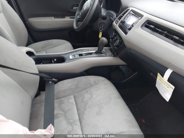 Honda HR-V LX 2019 3CZRU6H30KG734580 Image 5