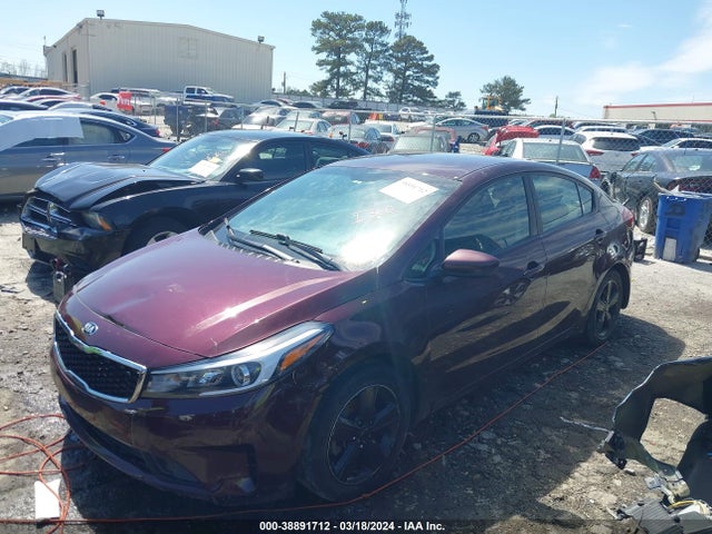 KIA FORTE LX 2018 3KPFL4A72JE269825 Image 2