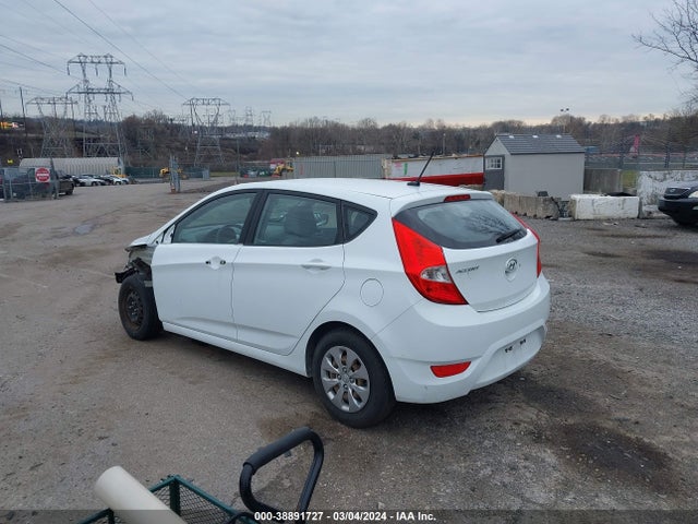 Hyundai ACCENT SE 2017 KMHCT5AE2HU318570 Image 3