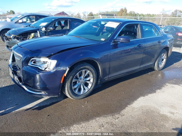 Chrysler 300 Limited 2015 2C3CCAAG7FH841862 Image 2