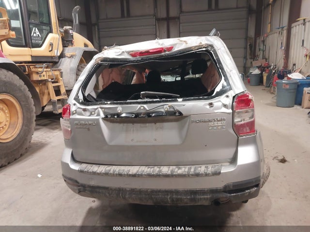 Subaru Forester 2.5i Premium 2015 JF2SJADC8FH502170 Image 16