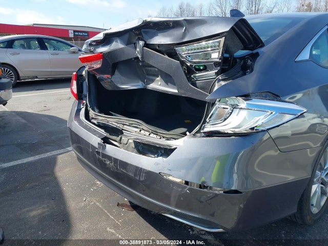 Honda ACCORD LX 2018 1HGCV1F15JA117820 Image 17