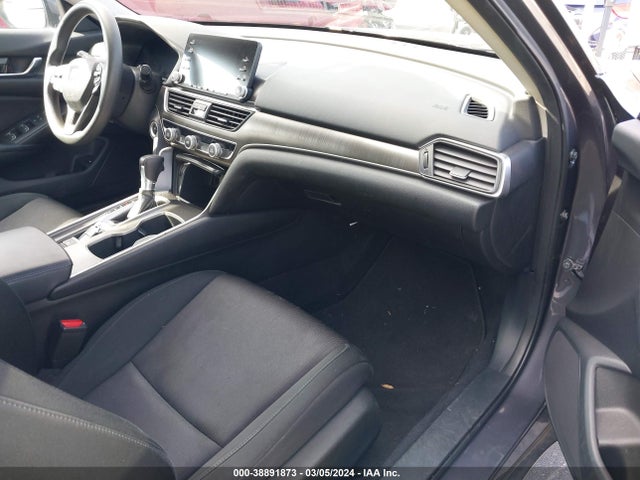 Honda ACCORD LX 2018 1HGCV1F15JA117820 Image 5