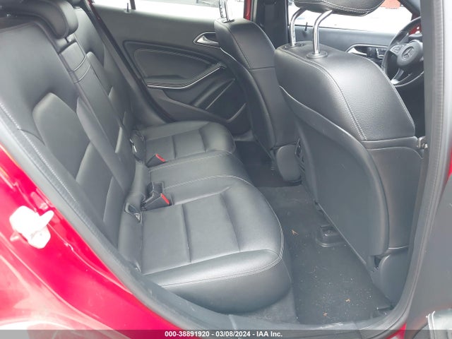 Mercedes-Benz GLA 250 2018 WDCTG4EB8JJ419018 Image 8