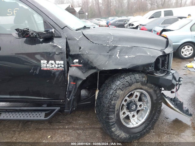3C6UR5CL5GG252267 RAM 2500 Tradesman