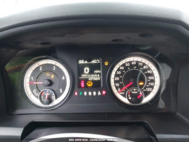 3C6UR5CL5GG252267 RAM 2500 Tradesman