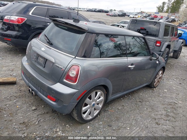 2008 MINI COOPER S WMWMF73538TT92916 Photo 3