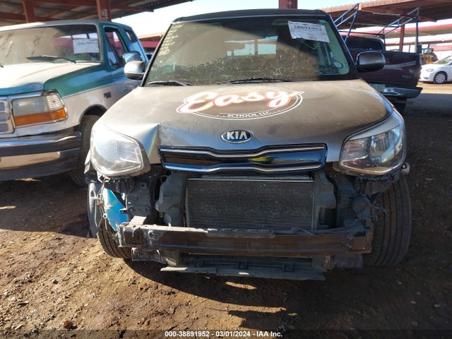 KIA SOUL + 2018 KNDJP3A55J7544577 Image 12