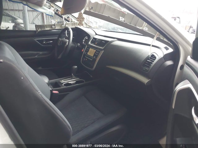 Nissan Altima 2.5 S 2016 1N4AL3AP7GC264629 Image 5