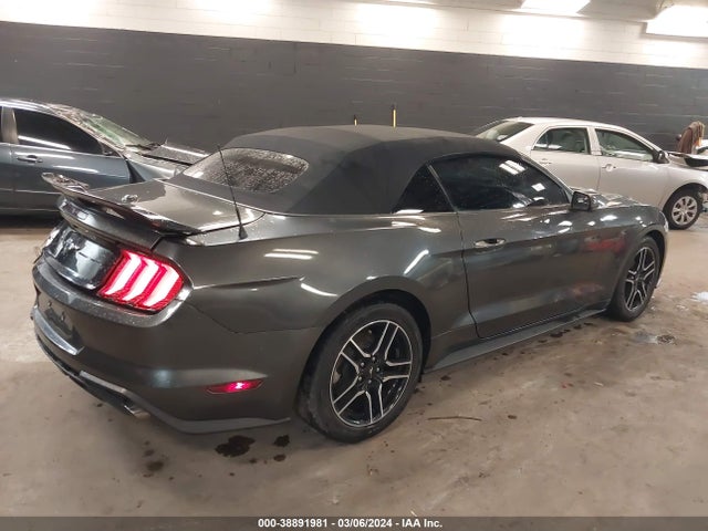Ford Mustang Ecoboost Premium 2018 1FATP8UH4J5118120 Image 4