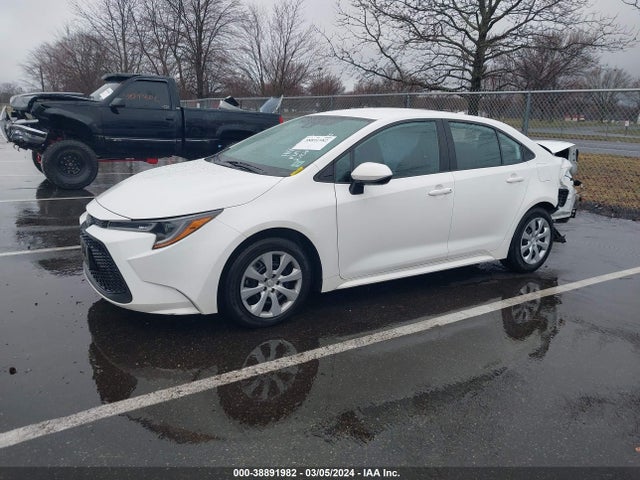 Toyota COROLLA LE 2020 5YFEPRAEXLP109995 Image 2