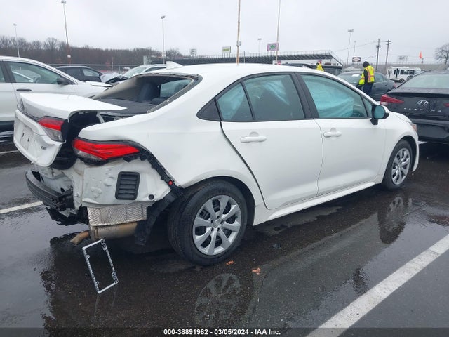 Toyota COROLLA LE 2020 5YFEPRAEXLP109995 Image 4
