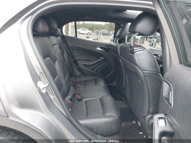 WDCTG4EB7GJ270643 Mercedes-Benz GLA 250