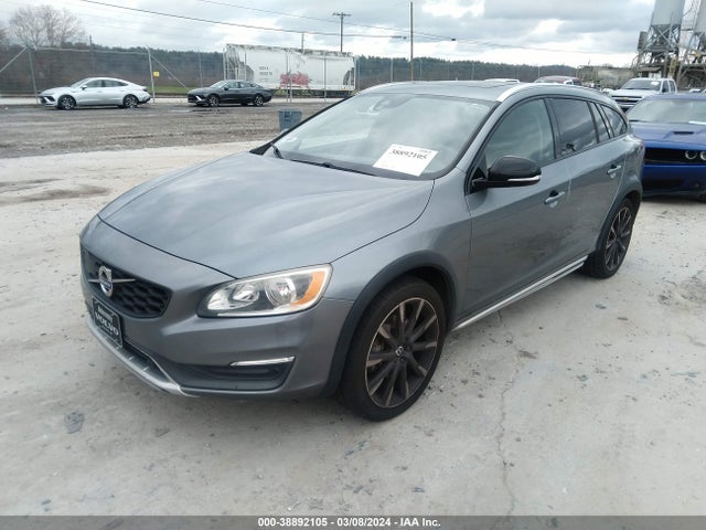 YV4612HK3G1019328 Volvo V60 Cross Country Premier