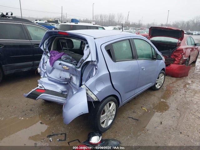 Chevrolet Spark 1lt Auto 2014 KL8CD6S91EC495288 Image 4
