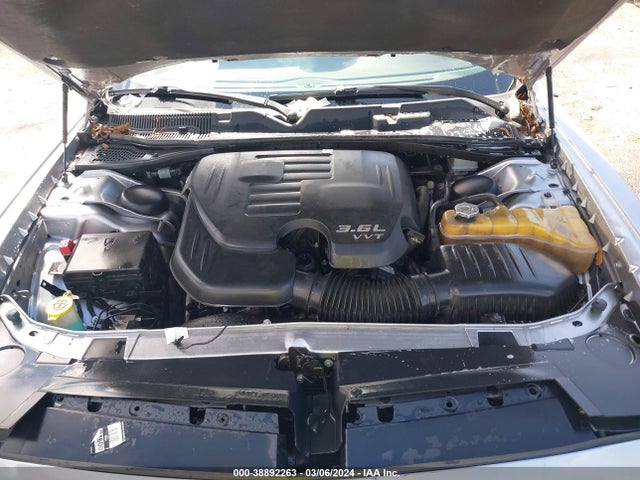 Dodge Challenger Sxt 2018 2C3CDZAGXJH123680 Image 10