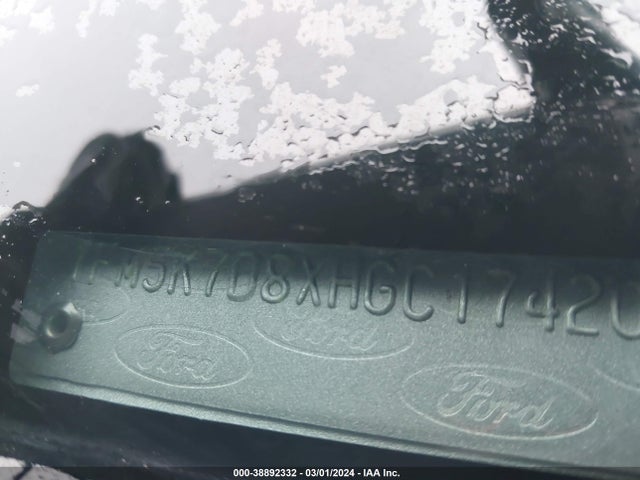 Ford EXPLORER XLT 2017 1FM5K7D8XHGC17420 Image 9