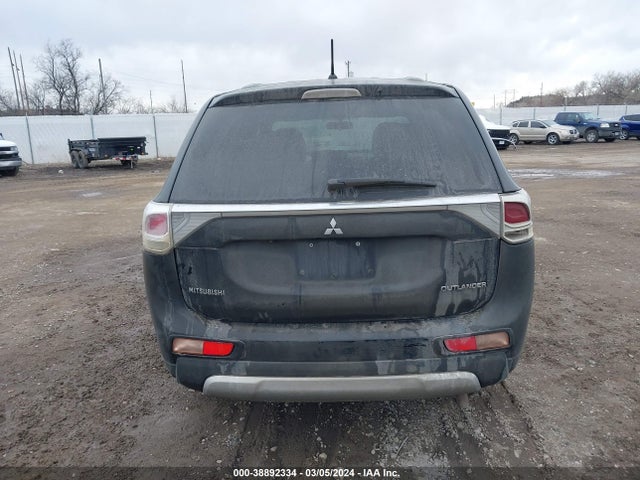 JA4AD3A31FZ003748 Mitsubishi Outlander Se